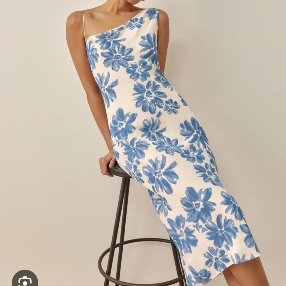 Reformation Chandelier Dress in size 6